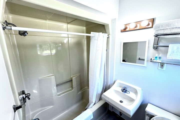 Budget Host Inn Manistique