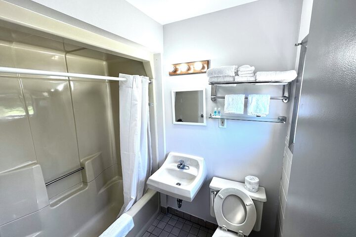 Budget Host Inn Manistique
