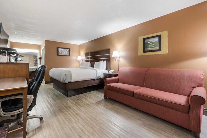 Room 19 of 41