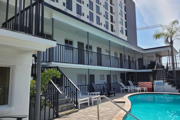 Hotel 3 of 131