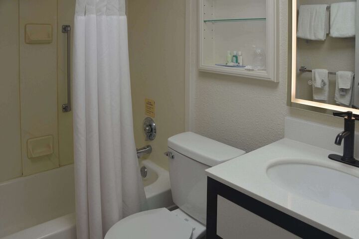 Room 15 of 50