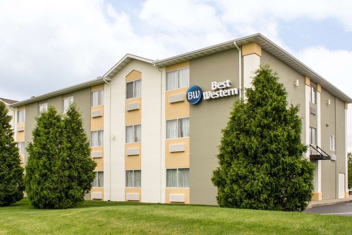 Hotel 2 of 41