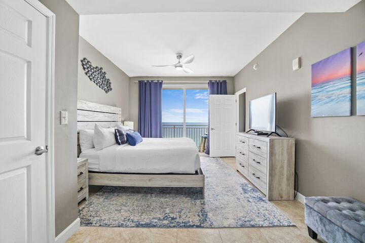 Room 704 of 954