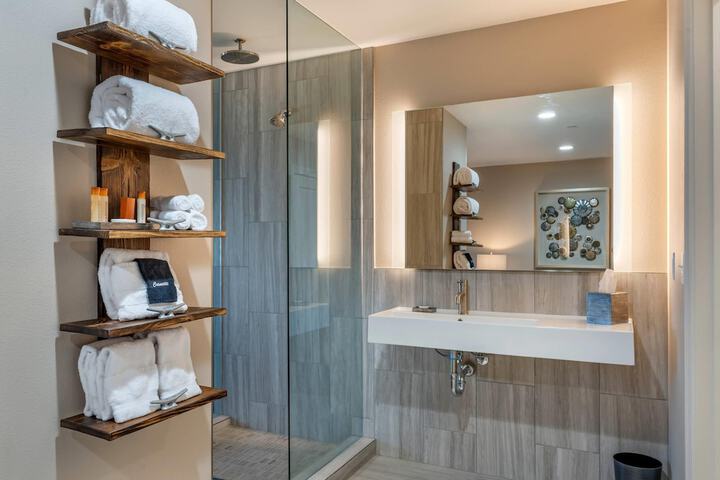 Lincoln Sands Oceanfront Resort an Ascend Collection Hotel