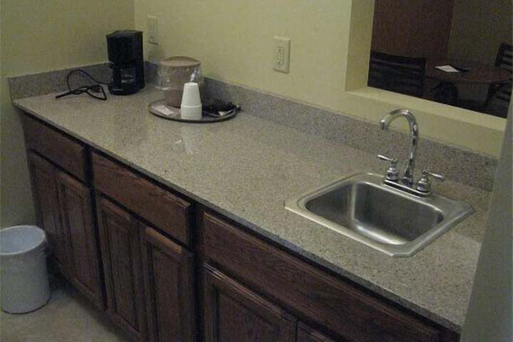 Randolph Inn and Suites