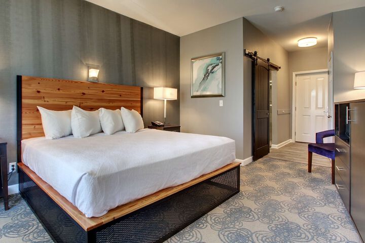 Room 15 of 44