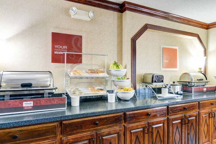 Breakfast/Coffee Service 49 of 57