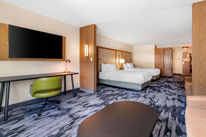 Room 64 of 71