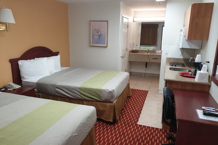 Room 14 of 35