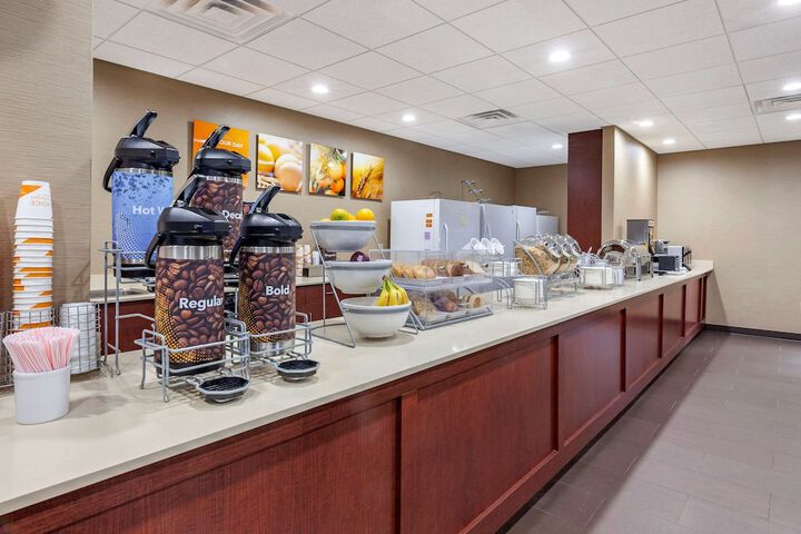 Breakfast/Coffee Service 17 of 22