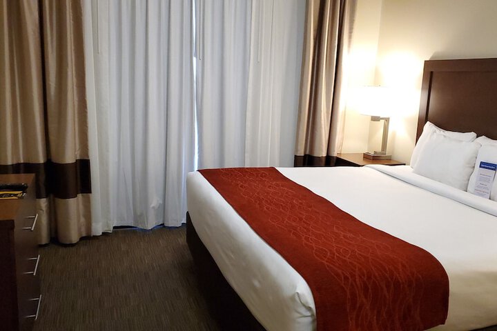 Room 52 of 112