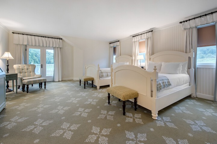 Room 36 of 185