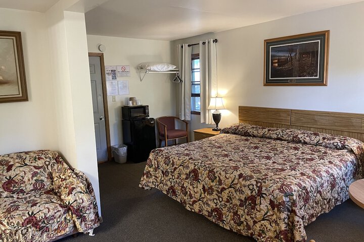 Room 54 of 71