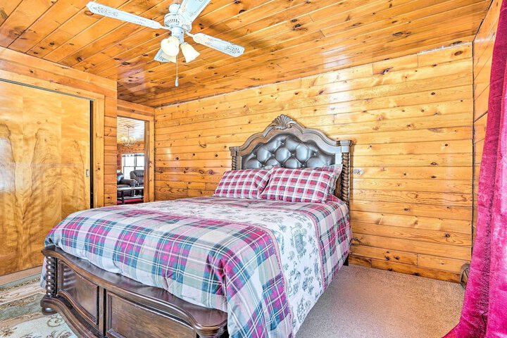 Bemus Point Retreat 3 Mi to Chautauqua Lake