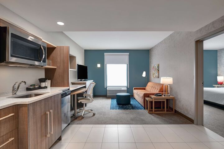 Room 25 of 46