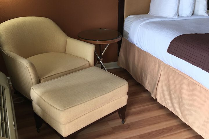 Room 37 of 42