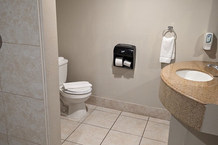 Room 7 of 20