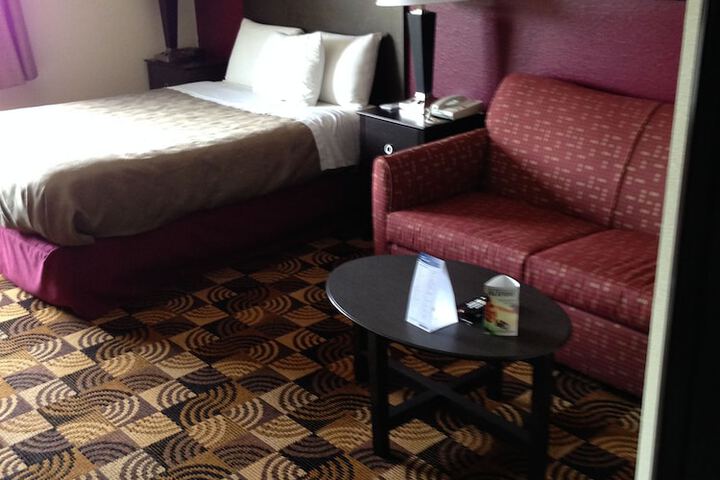AmericInn by Wyndham Elkhorn Near Lake Geneva