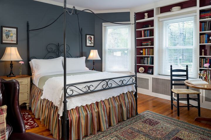 Room 10 of 50