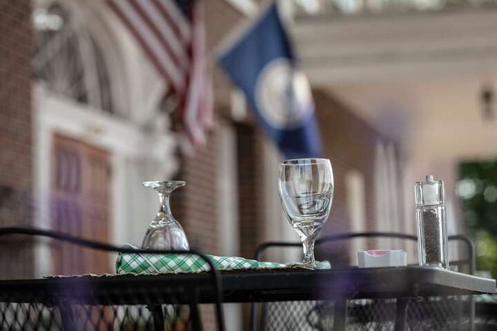 Dining 45 of 60