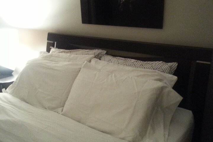 Room 40 of 82