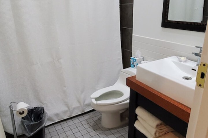 Room 178 of 208