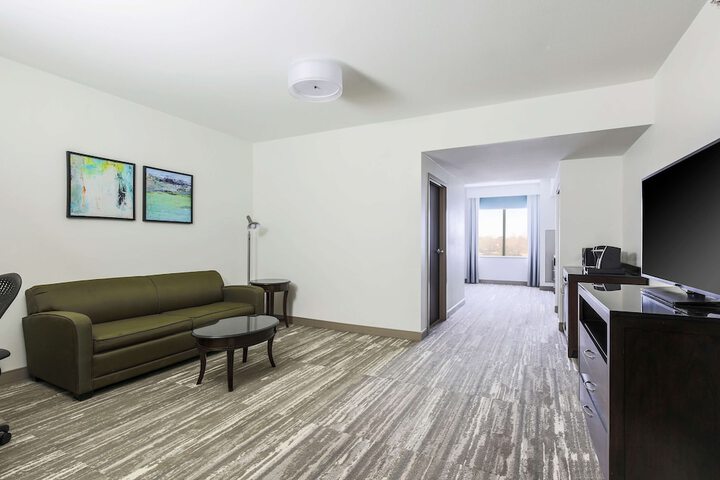 Room 20 of 35