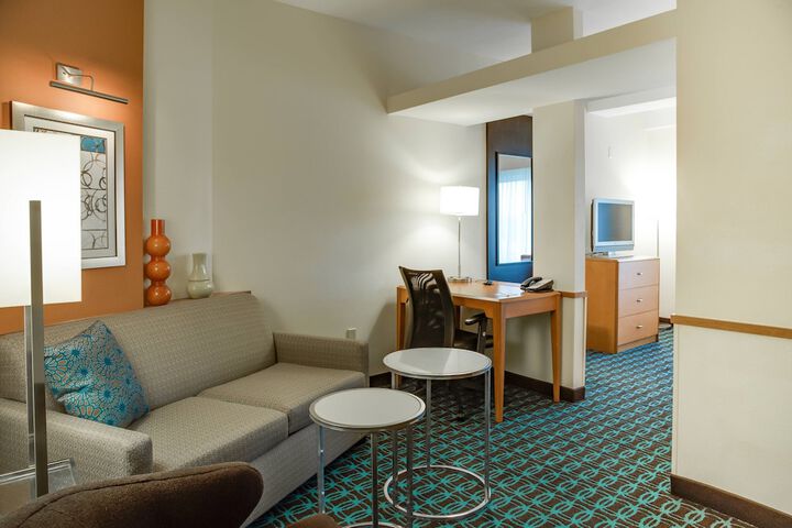 Room 12 of 21