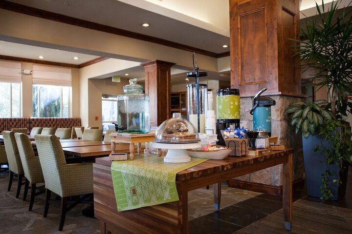 Breakfast/Coffee Service 74 of 90