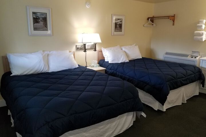 Captains Quarters Motel