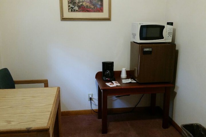 Room 13 of 19