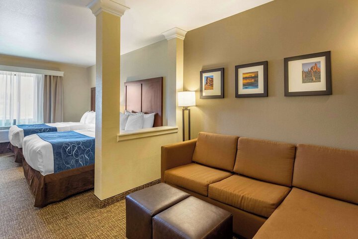 Room 30 of 42