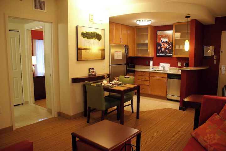 Room 16 of 31