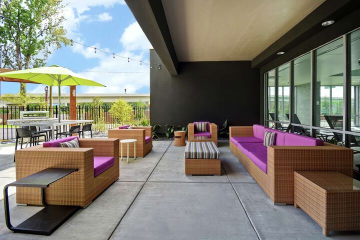 Terrace/Patio 40 of 44