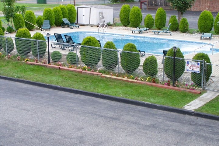 Pool 3 of 15