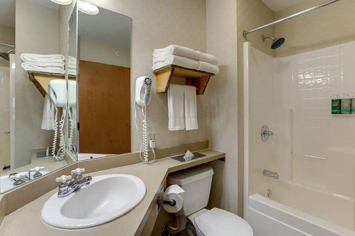 Room 15 of 30