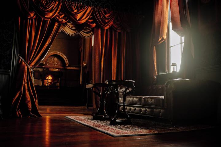 White House Hotel