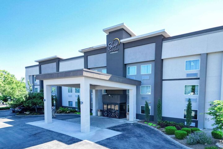 Hotel 5 of 142