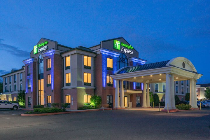 Hotel 3 of 48