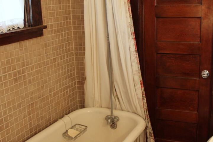 The Hotel Limpia