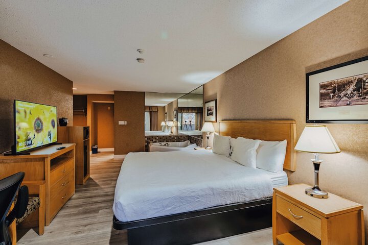 Room 42 of 71