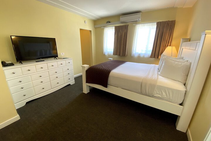 Hollywood Celebrity Hotel