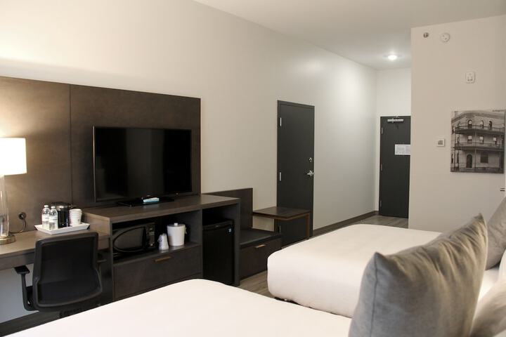 Room 49 of 75