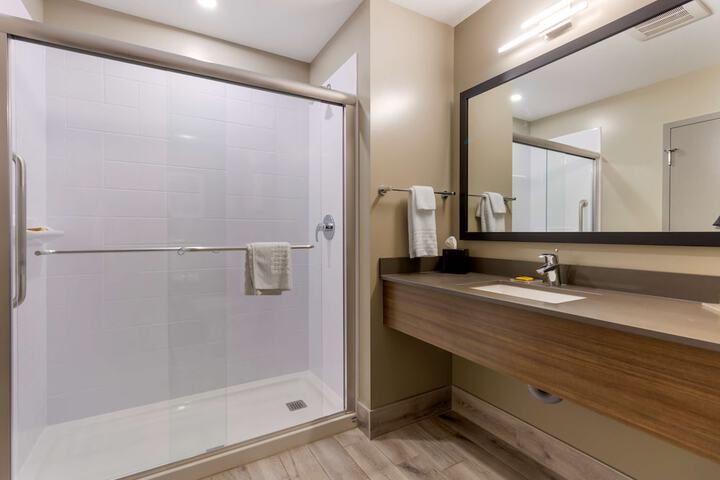 Room 10 of 41