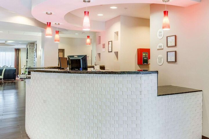 Comfort Suites Mandeville - Covington