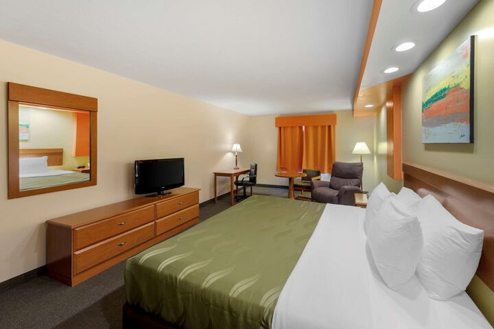 Room 22 of 40