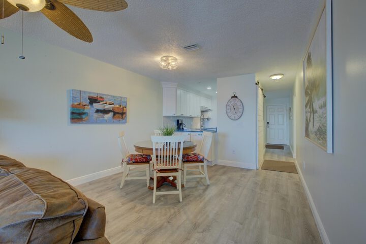 Anna Maria Island Beach Palms 5B