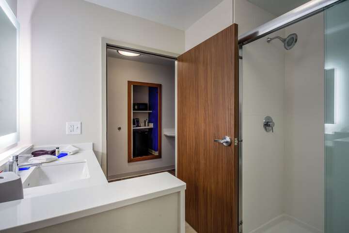 Holiday Inn Express & Suites Reedsville - State Coll Area by IHG