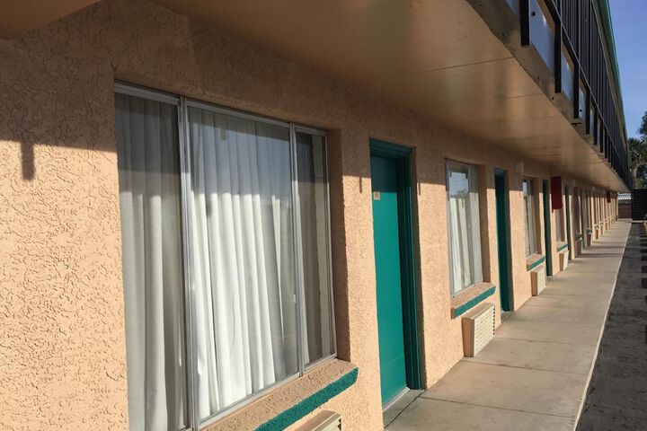 Hotel 6 of 25