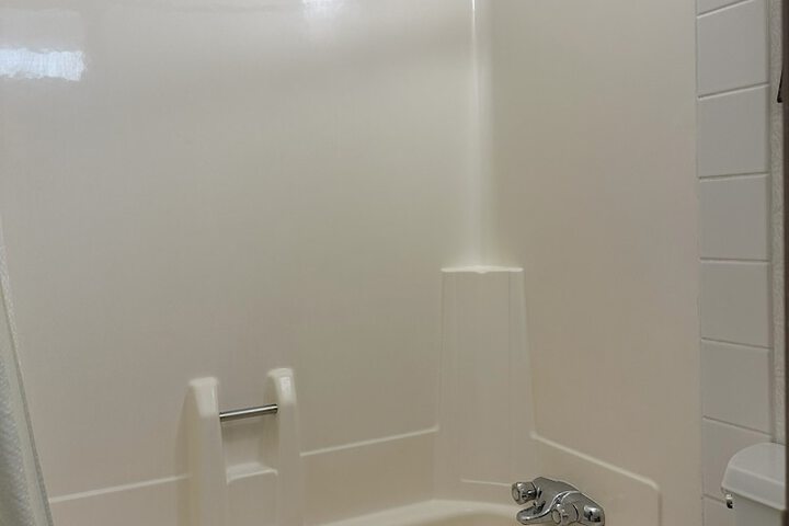 Room 62 of 96
